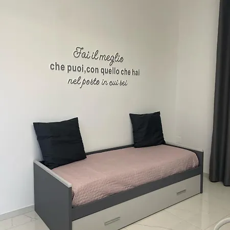 Domus Felix Bed & Breakfast